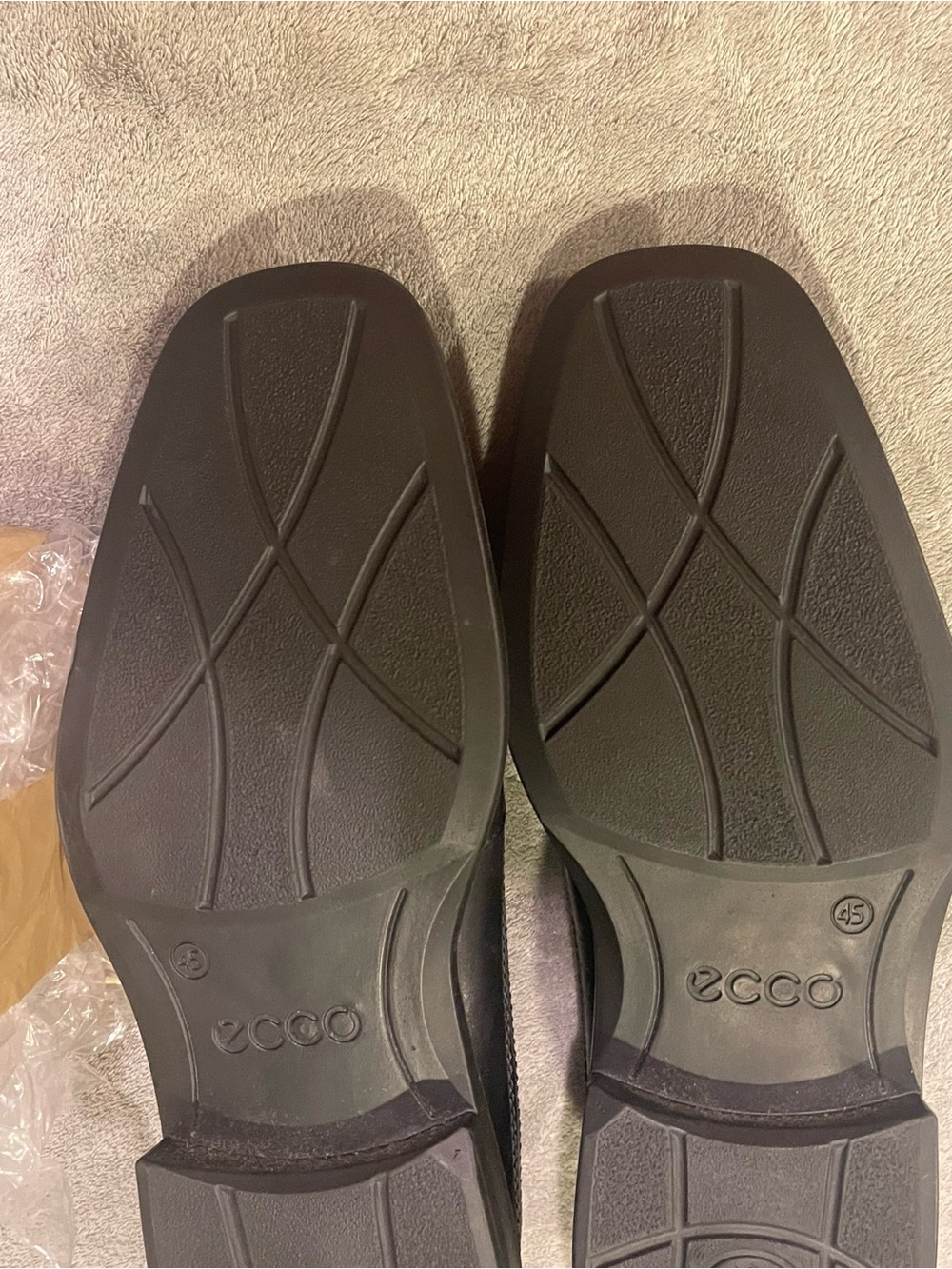 ECCO Men’s Black Leather Slip-On Loafers - Picture 9 of 10